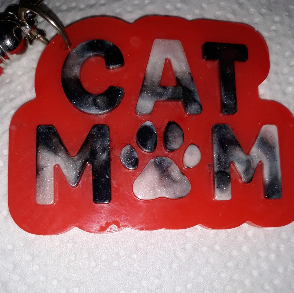 CAT Mom Keychain - Picture 2 of 5